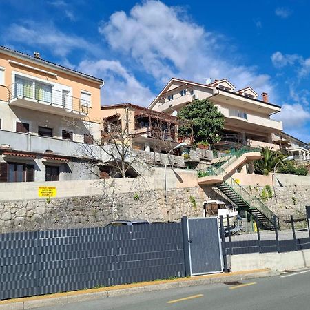 Apartments Komel Abbazia Esterno foto