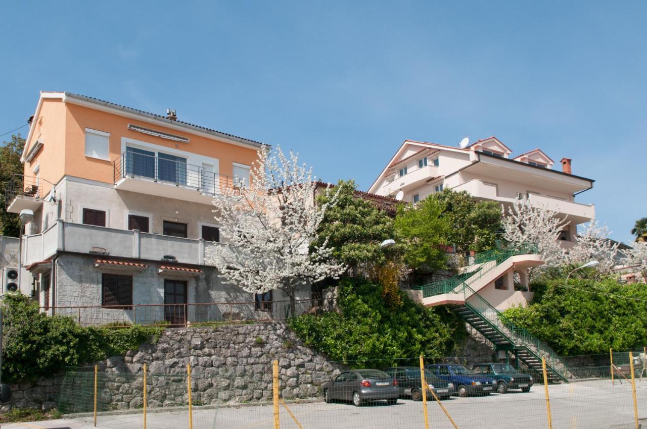 Apartments Komel Abbazia Esterno foto